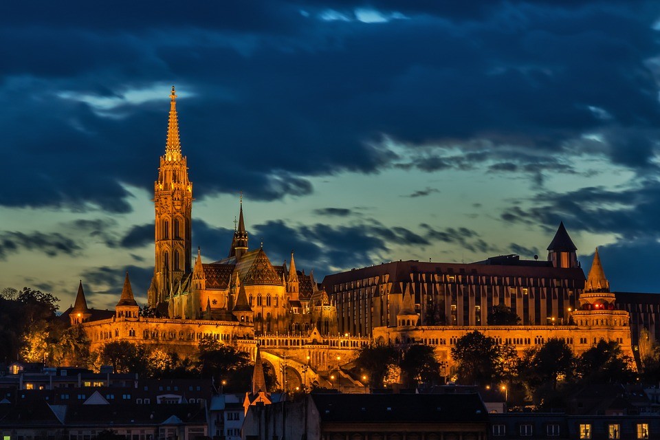 BUDAPESZT - Polak-Węgier Dwa Bratanki
